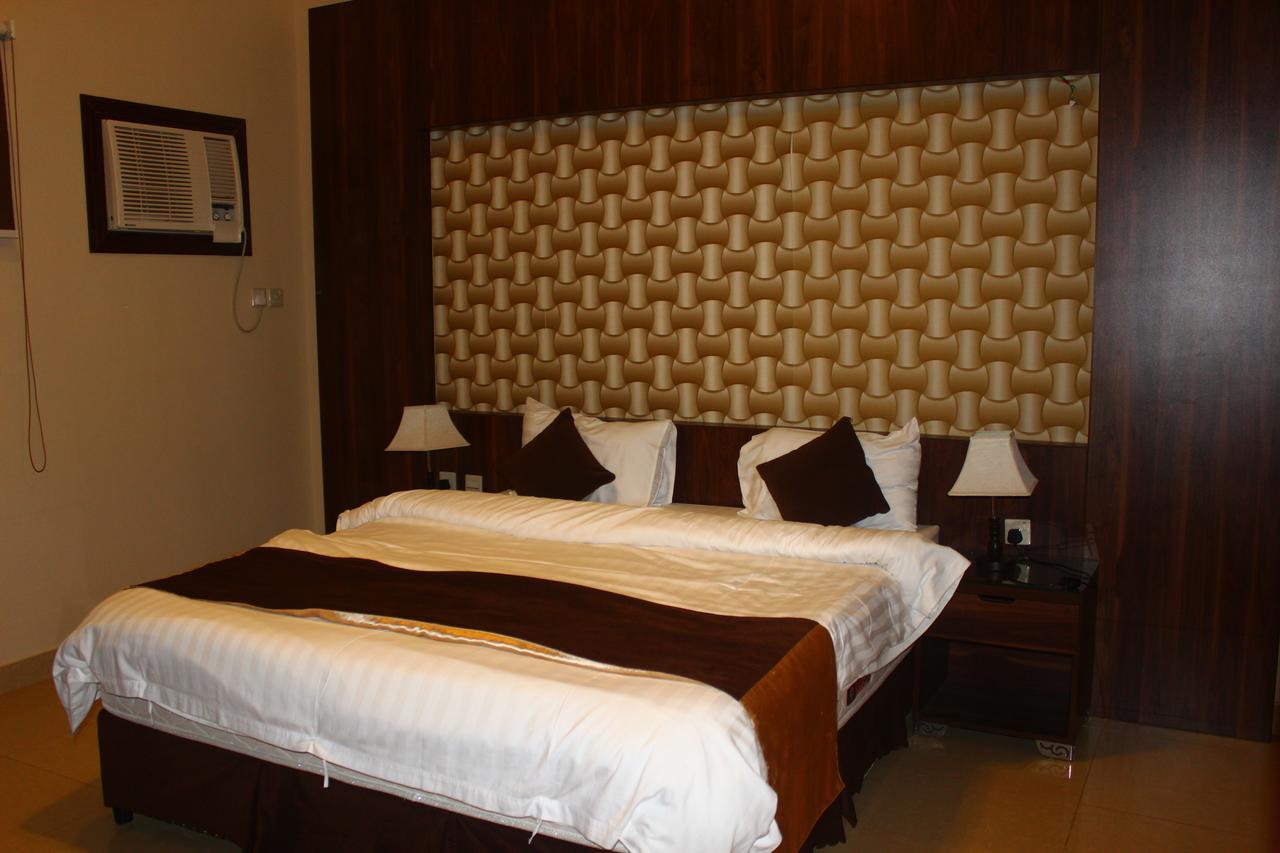 Marina Hotel รัยยิส ภายนอก รูปภาพ