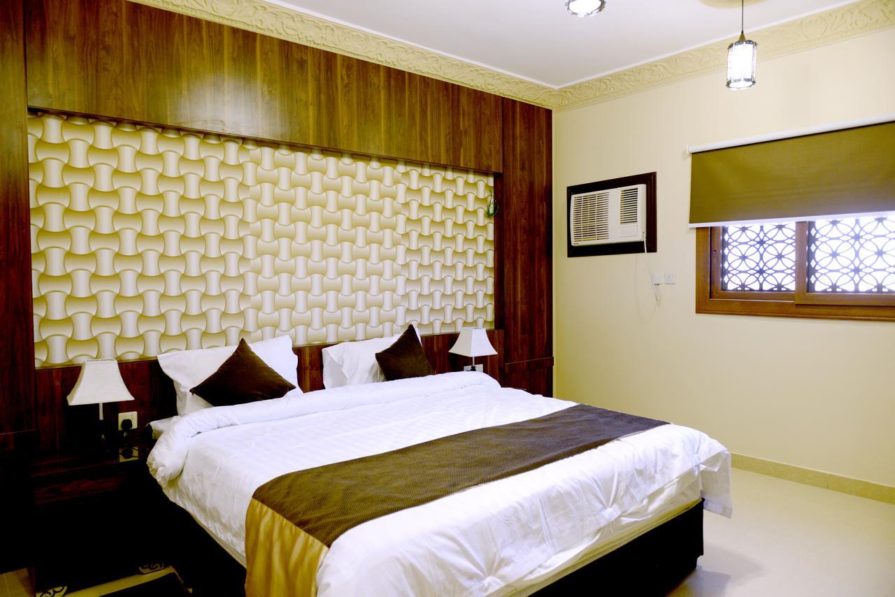 Marina Hotel รัยยิส ภายนอก รูปภาพ
